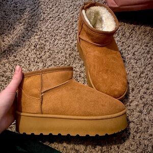 platform mini boots
